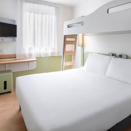 B&B Hotel Zaragoza Plaza Mozart Екстер'єр фото